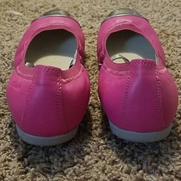 Shoes Clarks Pink Leather Ballet Flat Toe Cap Girls Size 4½ - Picture 10 of 15